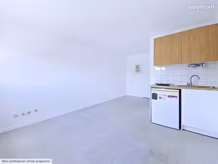 studio 1 pièce 18 m²