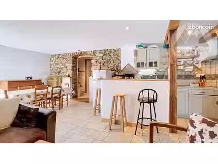 appartement 4 pièces - saint-nicolas-la-chapell