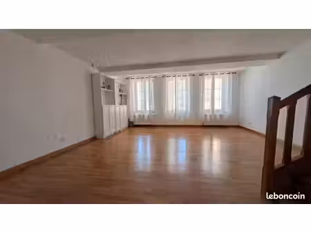 appartement / maison de ville - 130 m² — place charles de gaulle  fécamp