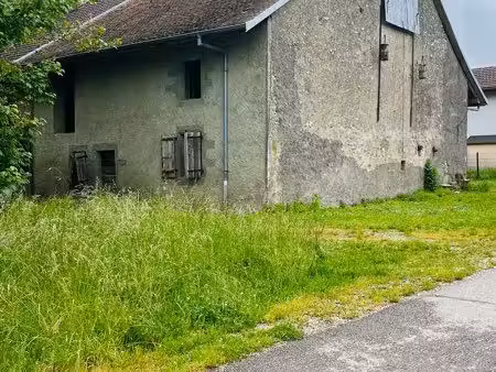 exceptionnel corps de ferme à réhabiliter