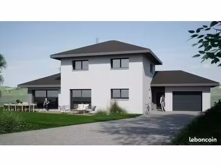 maison 6 pièces 126 m²