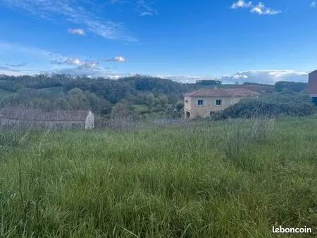 terrain 620 m² cadalen