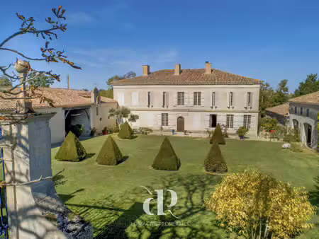 manoir unique et élégant du 17ème siècle