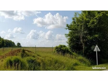 terrain 840 m² loeuilly