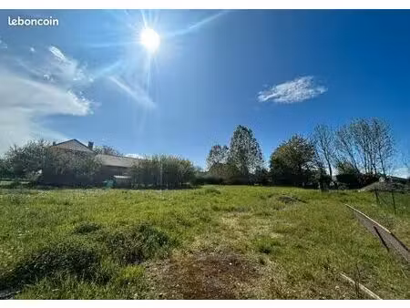 terrain 1 020 m² brocourt