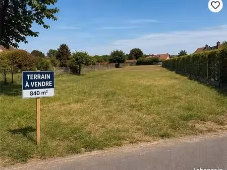 terrain- 840 m2