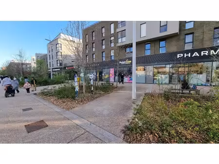 location appartement 3 pièces 72 m² à nanterre (92000)  1 540 €