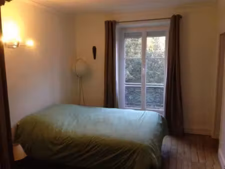 location appartement 2 pièces 45 m² à paris 18ème (75018)  1 135 €