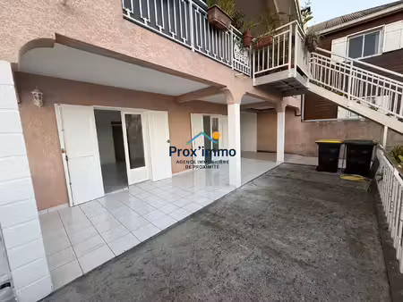 appartement à louer le tampon