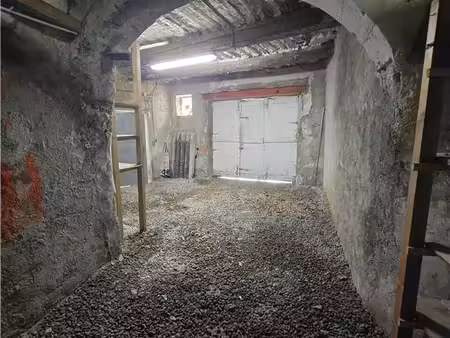 garage parking à louer valréas