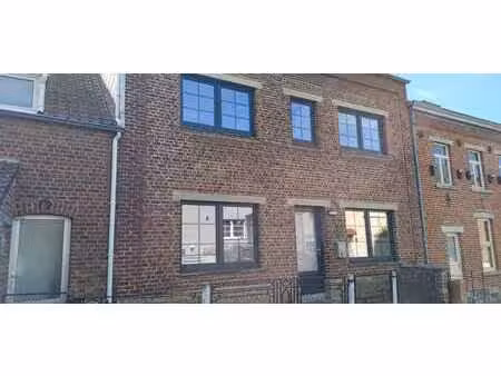 maison 3 ch. à louer  114m²  2 façades