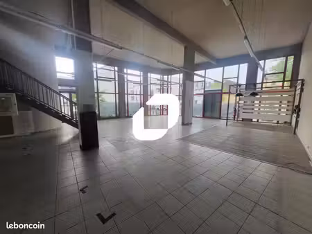 local commercial 429 m²