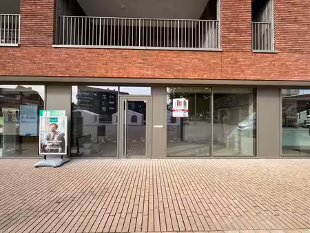 nieuwbouw handelsruimte van 95 m² in het centrum van hamme