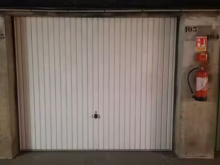 box / garage à louer