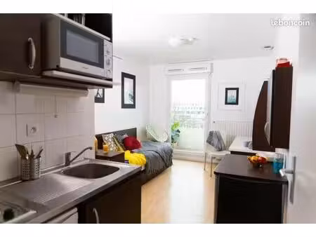 studio 1 pièce 17 m²