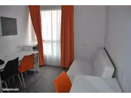 appartement 1 pièce 19 m²