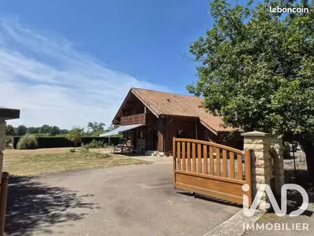 chalet 9 pièces 172 m²