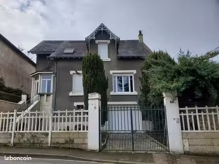 maison 7 pièces 157 m²