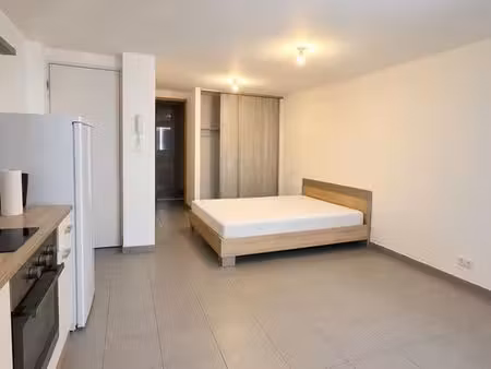 cavaillon - studio - centre ville