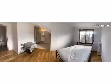 chambre / studette meublée avec salle de bain privative – maison 200m²