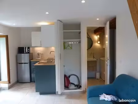 loue la tronche studio meublé 19m2+coin nuit en mezzanine