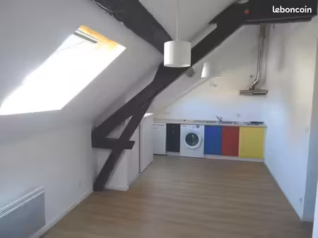 studio 1 pièce 23 m²