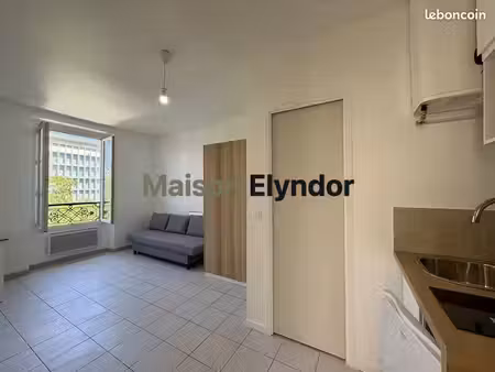 studio 1 pièce 20 m²