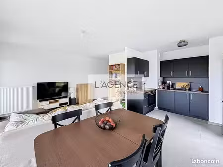 appartement 3 pièces 67 m²