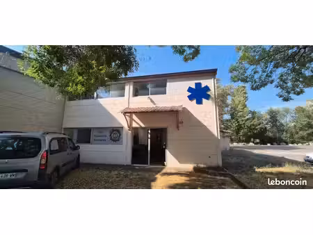 bureaux à louer – vaison-la-romaine – 150 m²