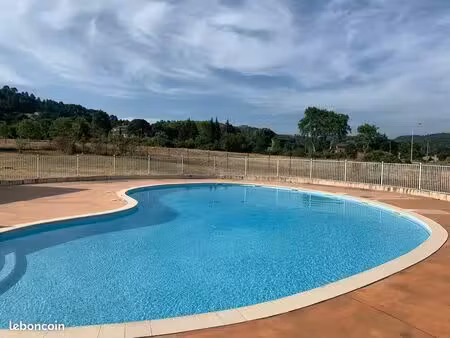 maison 2 chambres avec piscine