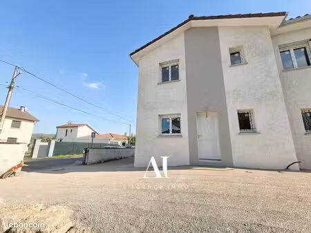 maison 4 pièces 88 m²