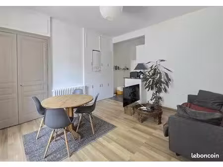 appartement à vendre 2 pièces • 42 m2