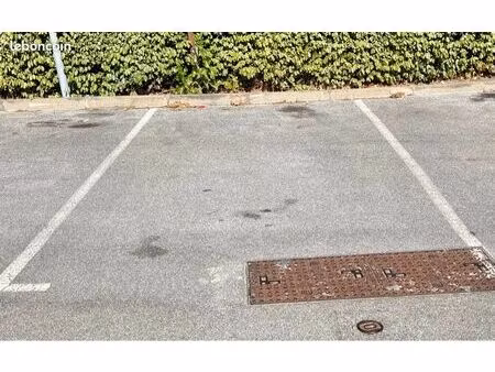 place parking aérien