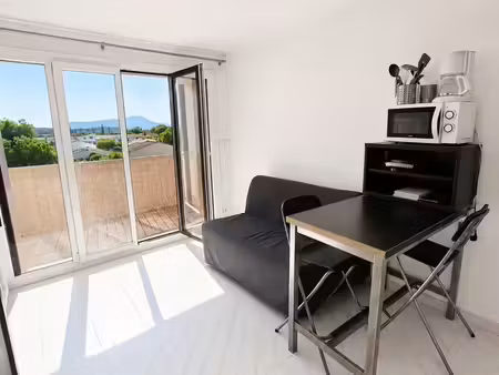 studio 1 pièce 19 m²