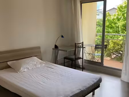 studio 28m2 meublé balcon parking cave