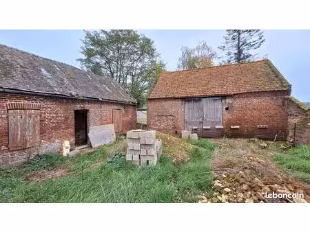 maison à rénover avec 2000 m2 de terrain