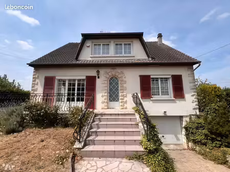maison 6 pièces 137 m²