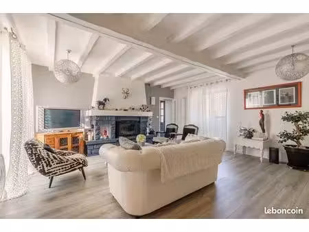 maison de caractère 180m²  à 5mn du centre-ville de la roche sur yon