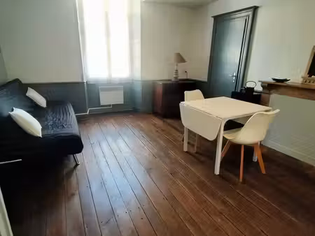 location meublé studio 380