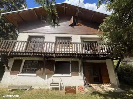 chalet 7 pièces 160 m²