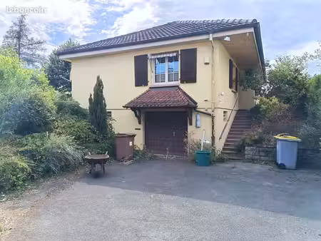 maison 7 pièces 138 m²