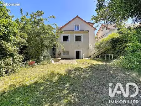 villa 4 pièces 93 m²