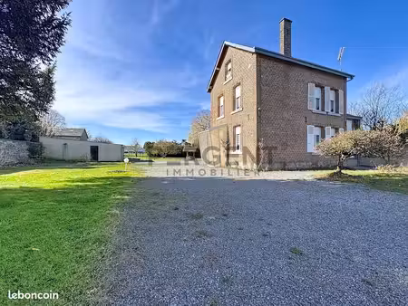 propriété 6 pièces 180 m²