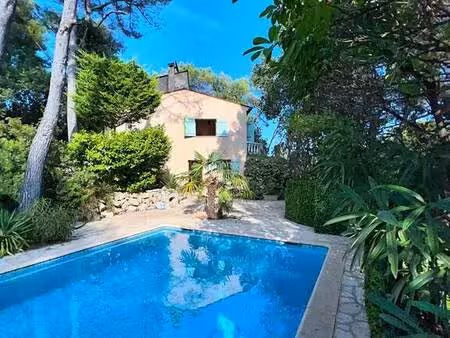 tourrettes-sur-loup (06140)