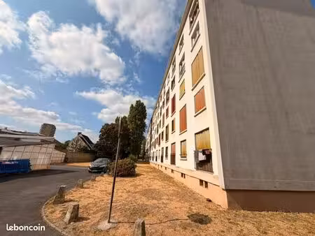 appartement 3 pièces 50 m²