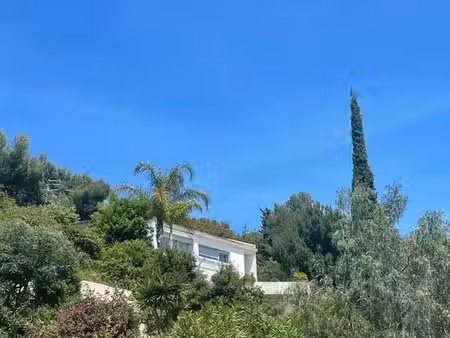 le lavandou (83980)