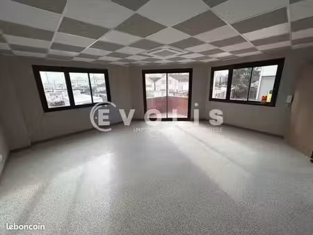 bureaux 27 m²