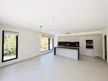 appartement à louer à clos amanda stassart 12 woluwe-saint-lambert (vbe54945)