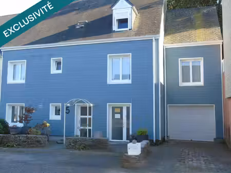 querqueville – une maison où chaque niveau offre un nouvel espace à vivre.