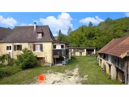 périgord noir : moulin de 125 m² sur plus de 3 ha !